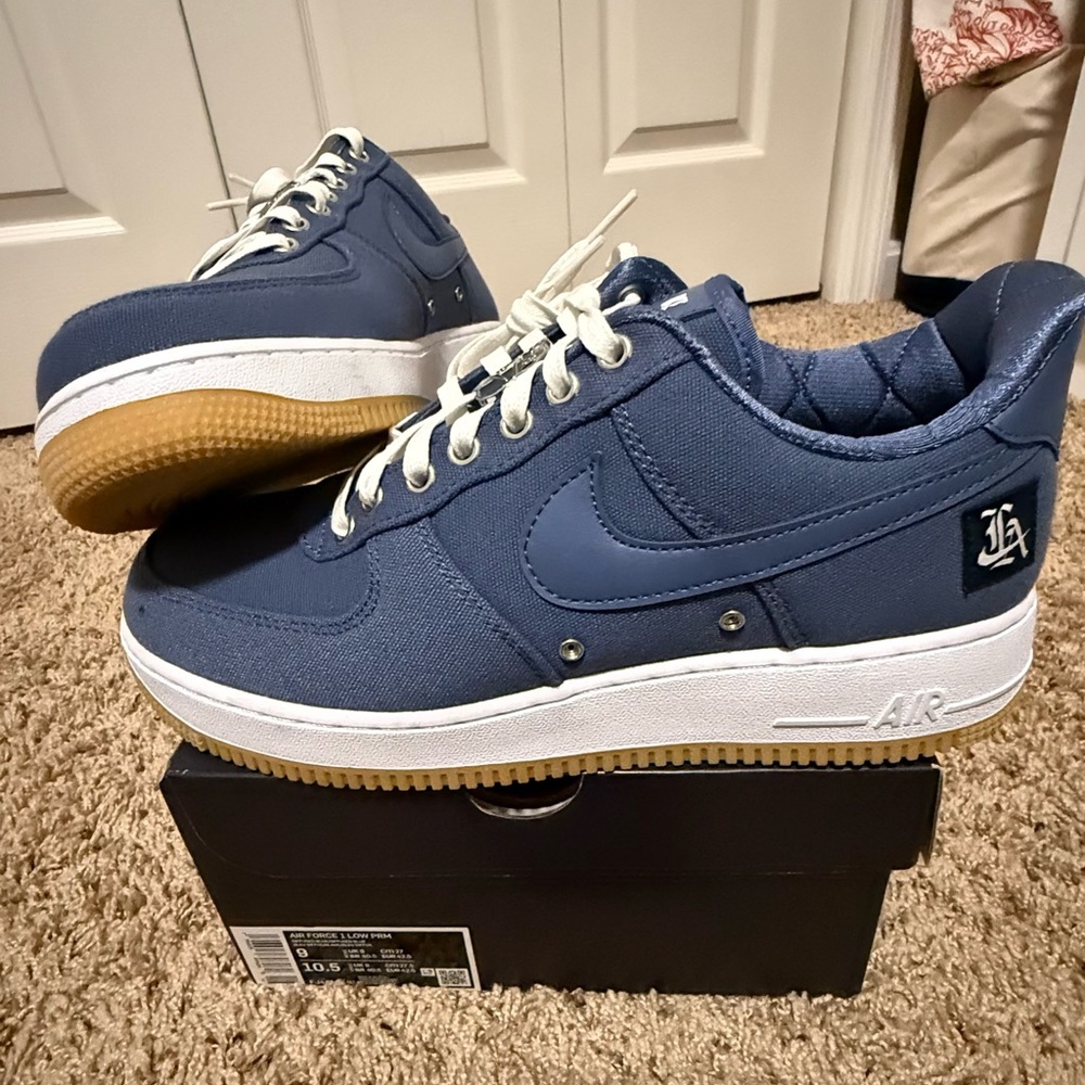 Nike Air Force 1 Low PRM Blue